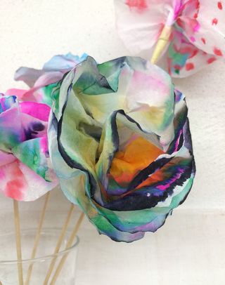 02/02/16
Tuesday kids art session. Tissue flowers